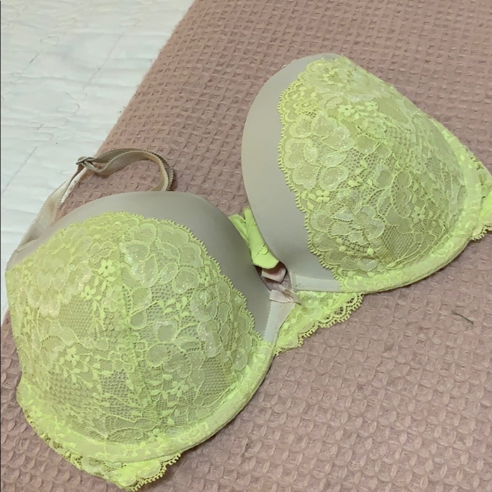 Victoria’s Secret Dream Angels Push-up Bra